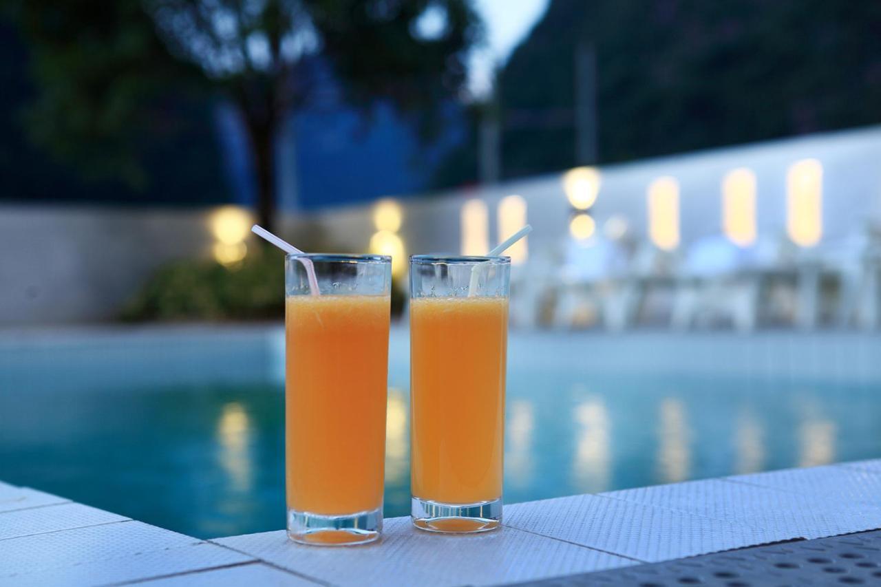 Blue Sky Hotel Yangshuo Dış mekan fotoğraf
