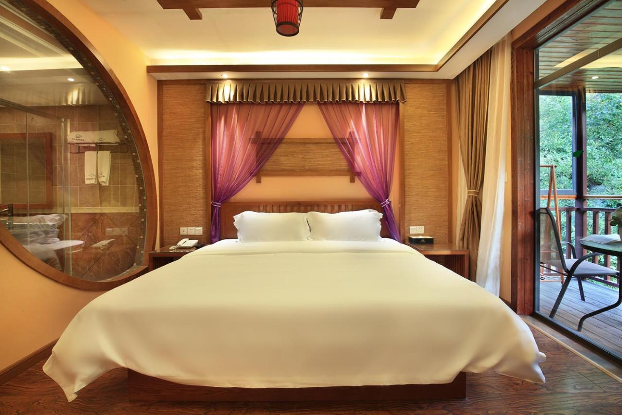 Blue Sky Hotel Yangshuo Dış mekan fotoğraf