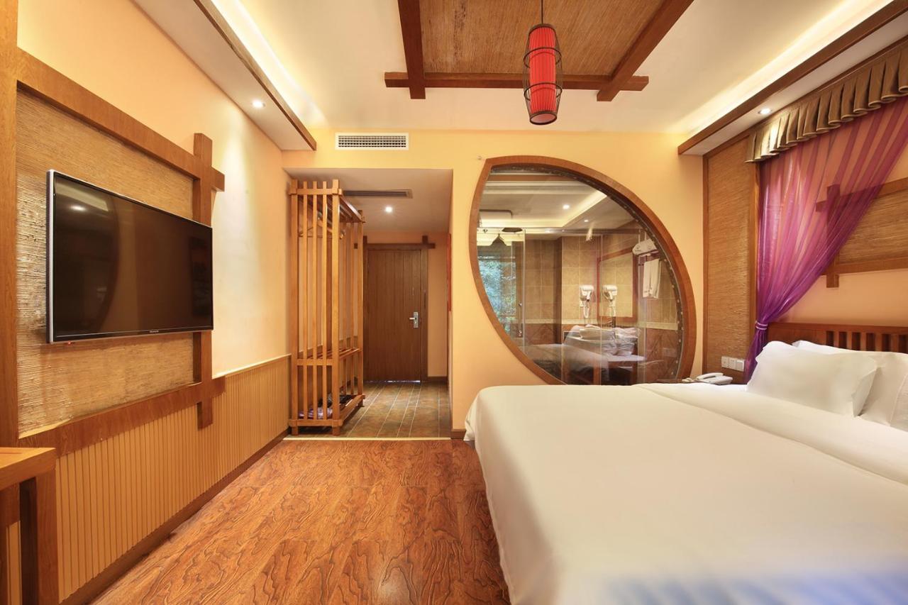 Blue Sky Hotel Yangshuo Dış mekan fotoğraf